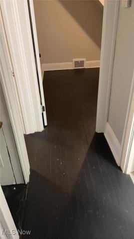 2171 Olive Avenue Lakewood OH 44107