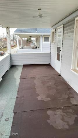 2171 Olive Avenue Lakewood OH 44107