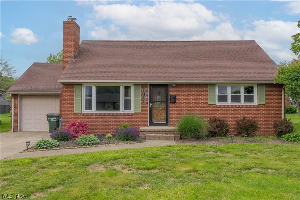 1311 High Street Louisville OH 44641