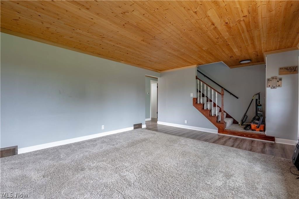 1311 High Street Louisville OH 44641