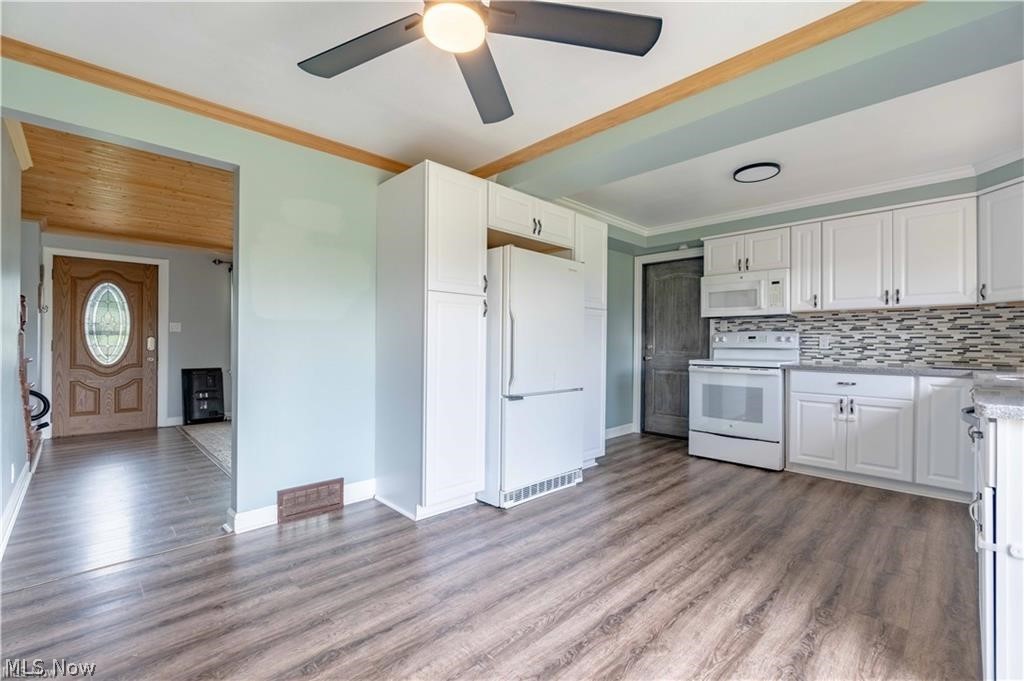 1311 High Street Louisville OH 44641