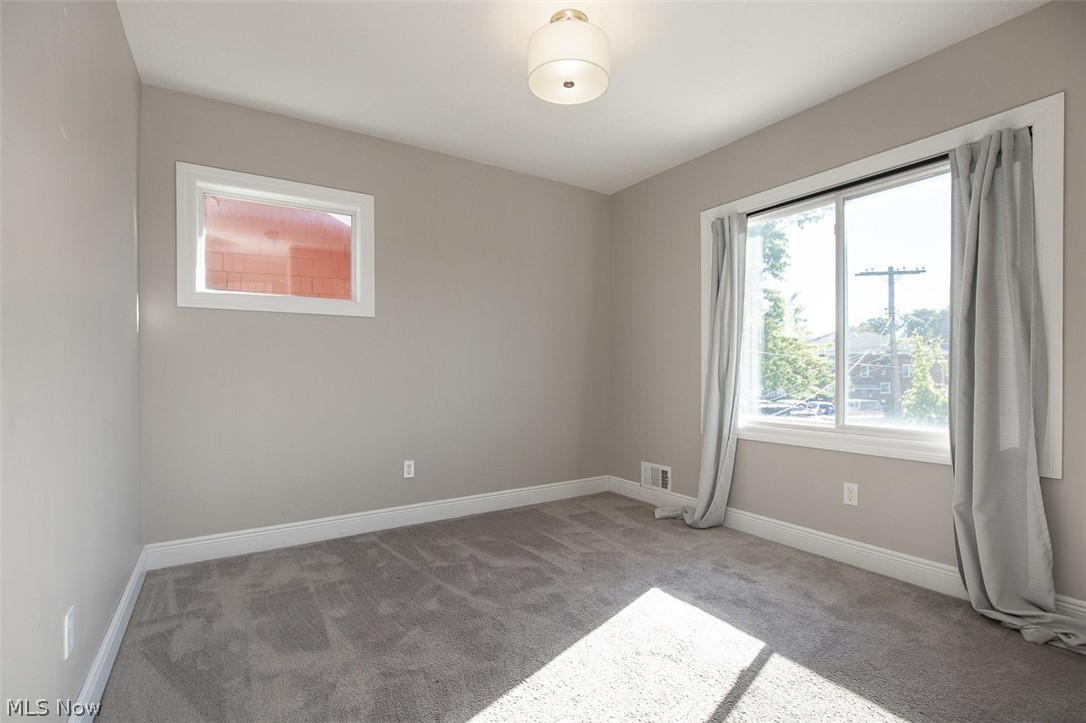 3478 Raymont Boulevard University Heights OH 44118
