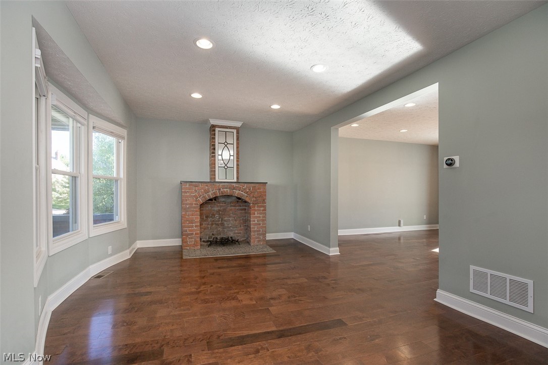 3478 Raymont Boulevard University Heights OH 44118