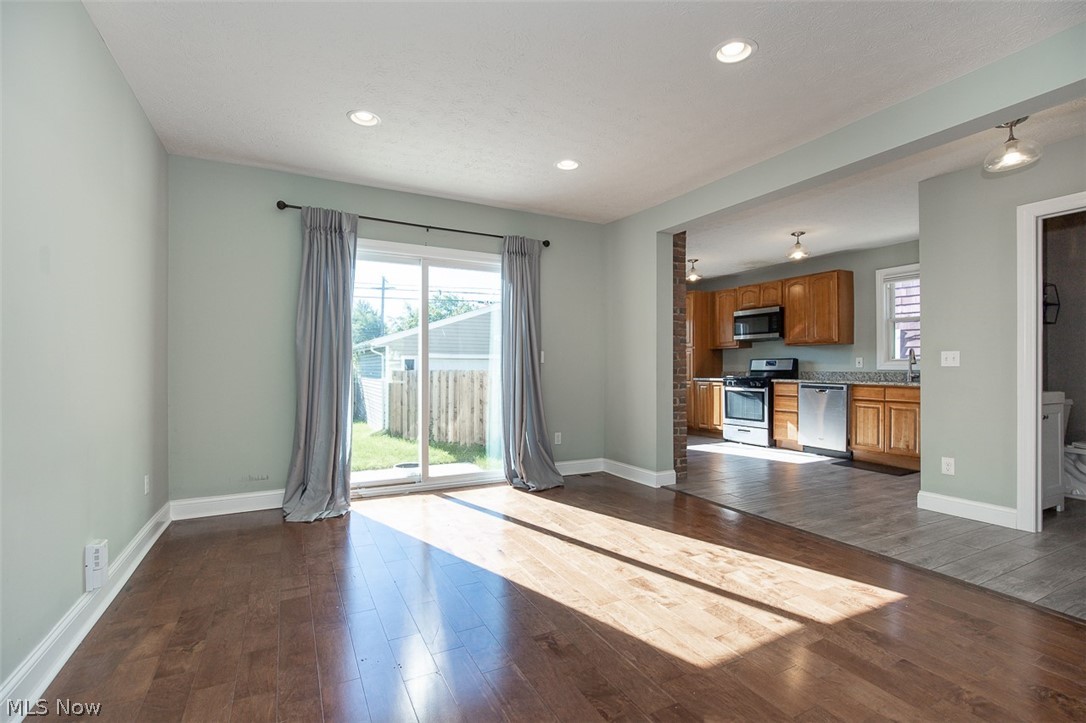 3478 Raymont Boulevard University Heights OH 44118