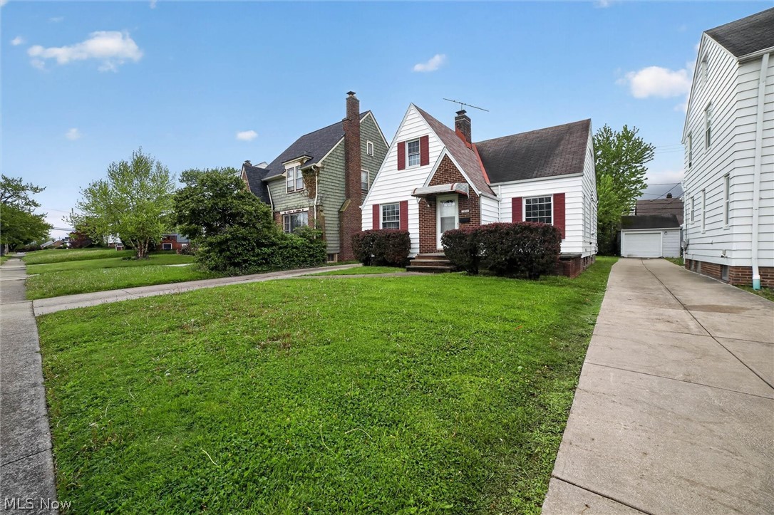 10204 Mccracken Boulevard Garfield Heights OH 44125