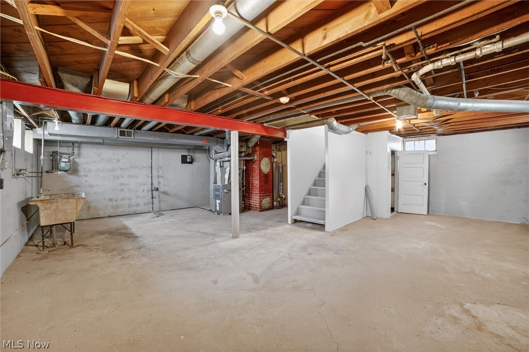 10204 Mccracken Boulevard Garfield Heights OH 44125