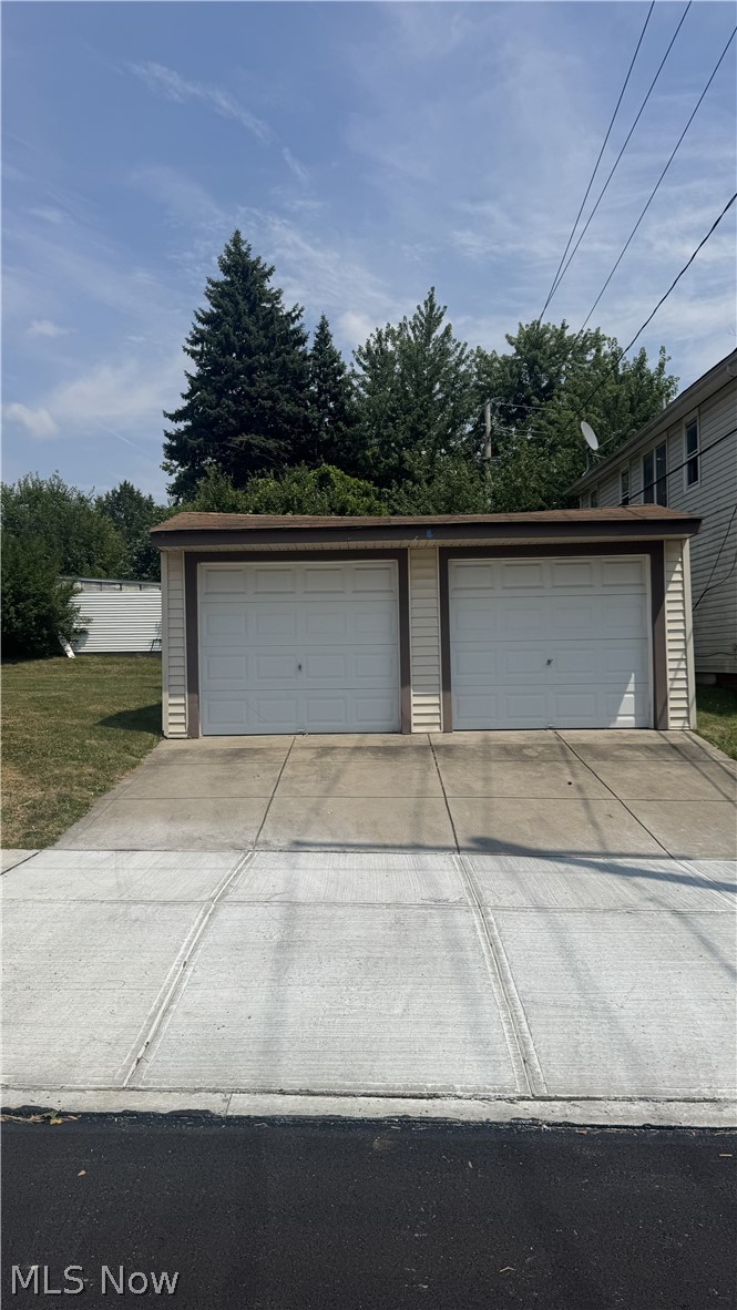 8502 Grand Division Avenue Garfield Heights OH 44125