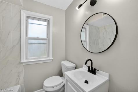 19500 Libby Road Maple Heights OH 44137