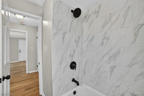 19500 Libby Road Maple Heights OH 44137