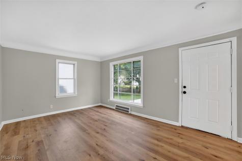 19500 Libby Road Maple Heights OH 44137