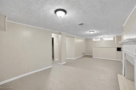 19500 Libby Road Maple Heights OH 44137