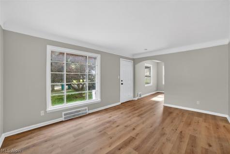 19500 Libby Road Maple Heights OH 44137