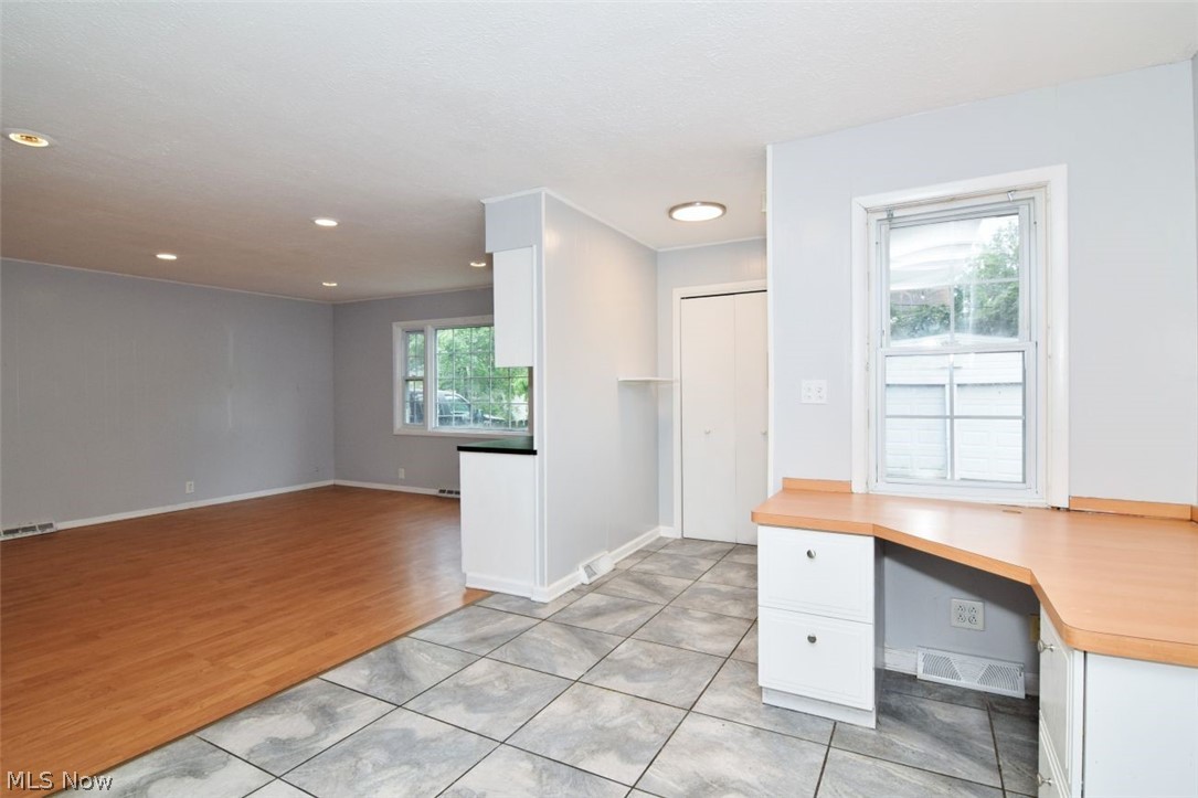 4438 Baintree Road University Heights OH 44118