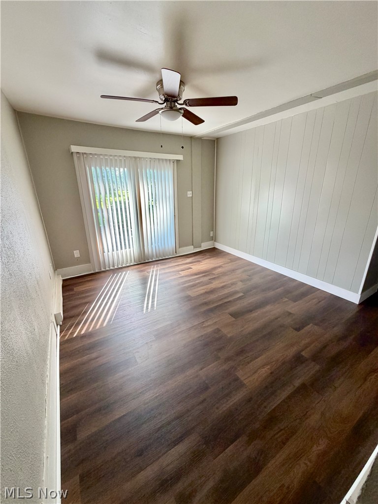 111 S Butler Avenue Niles OH 44446
