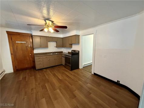 2036 Lark Street Lakewood OH 44107