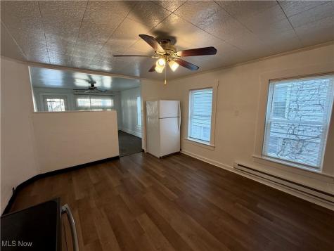 2036 Lark Street Lakewood OH 44107