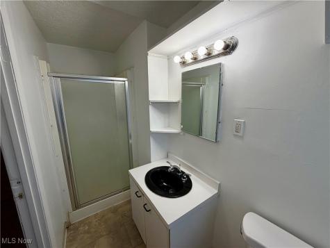 2036 Lark Street Lakewood OH 44107