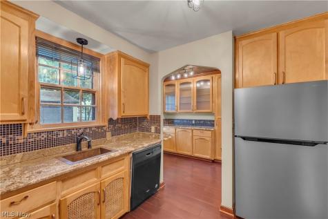 3675 Avalon Road Shaker Heights OH 44120