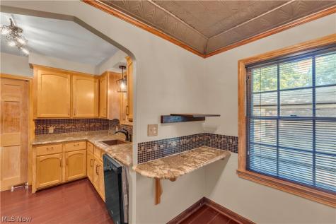 3675 Avalon Road Shaker Heights OH 44120