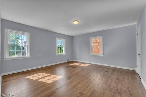 3675 Avalon Road Shaker Heights OH 44120