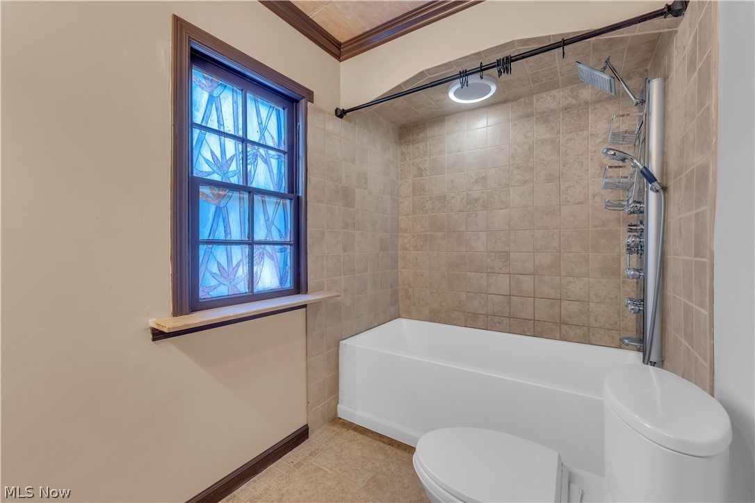 3675 Avalon Road Shaker Heights OH 44120
