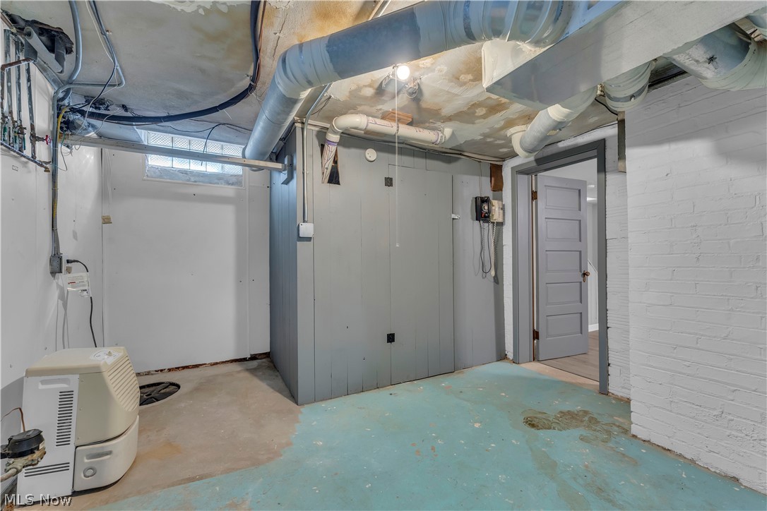 3675 Avalon Road Shaker Heights OH 44120