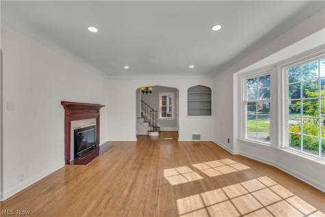 3675 Avalon Road Shaker Heights OH 44120