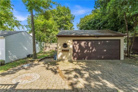 3675 Avalon Road Shaker Heights OH 44120