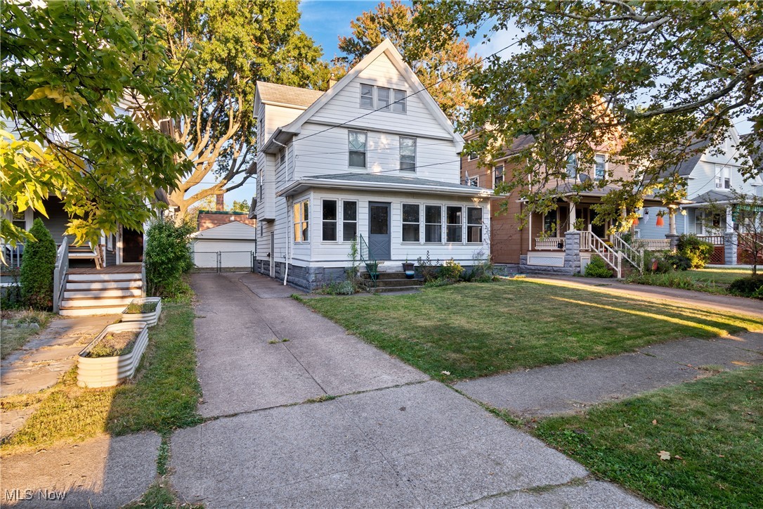 1477 W 116th Street Cleveland OH 44102