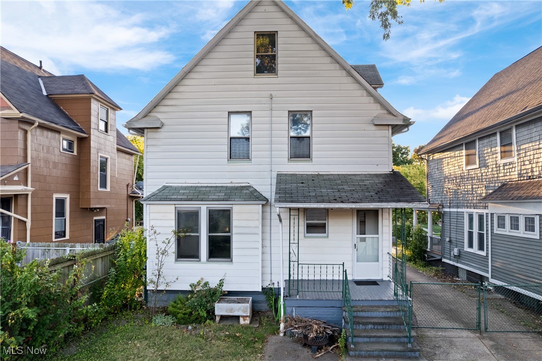 1477 W 116th Street Cleveland OH 44102