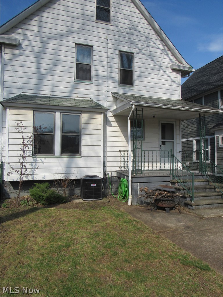1477 W 116th Street Cleveland OH 44102