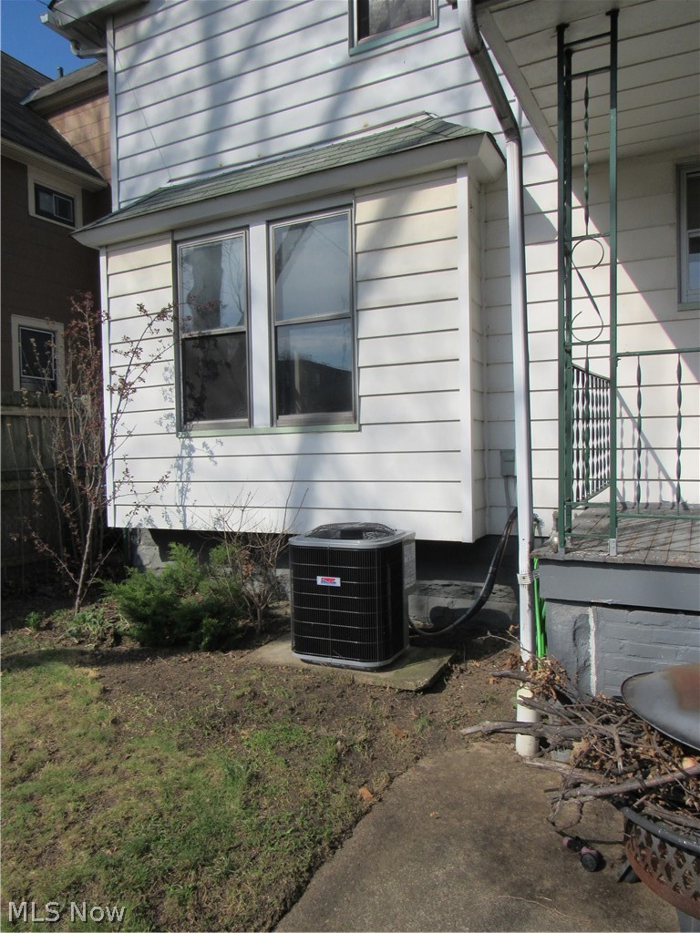 1477 W 116th Street Cleveland OH 44102