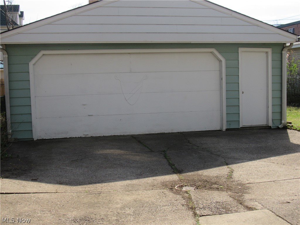 1477 W 116th Street Cleveland OH 44102