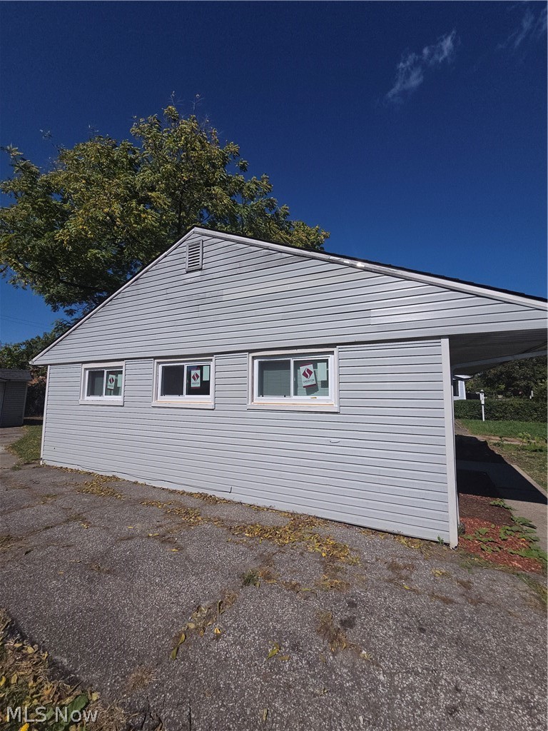 3276 E 145th Street Cleveland OH 44120