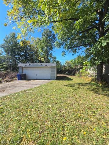 3276 E 145th Street Cleveland OH 44120