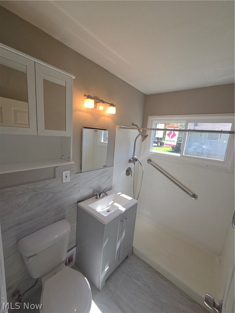 3276 E 145th Street Cleveland OH 44120