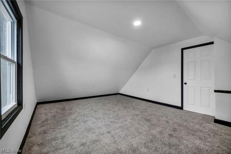 12001 Oakview Avenue Cleveland OH 44108