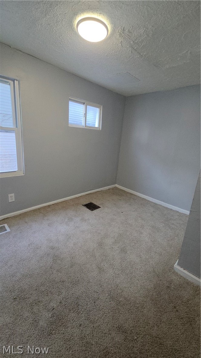 7209 Park Avenue Cleveland OH 44105