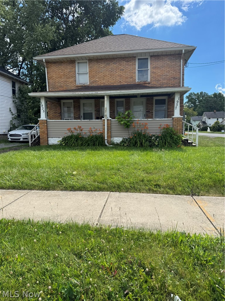 1937 Willard Avenue SE Warren OH 44484