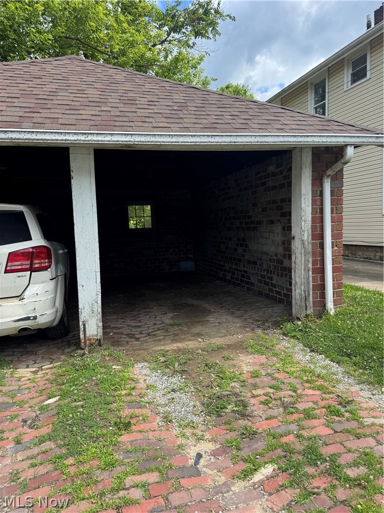 1937 Willard Avenue SE Warren OH 44484
