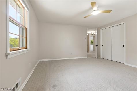 2056 Laurel Hill Drive South Euclid OH 44121