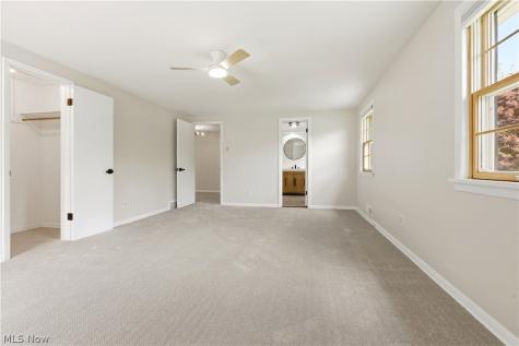 2056 Laurel Hill Drive South Euclid OH 44121
