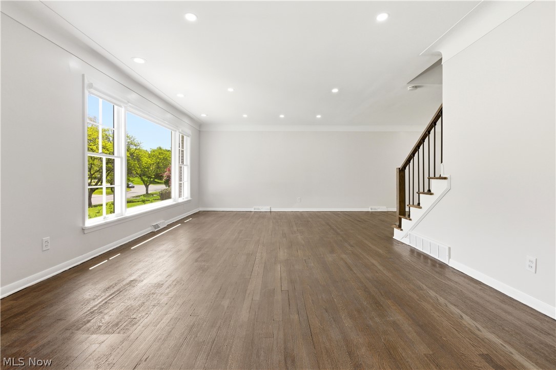 2056 Laurel Hill Drive South Euclid OH 44121