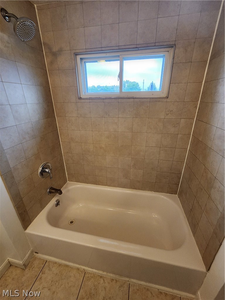 16 Palmetto Avenue Akron OH 44301