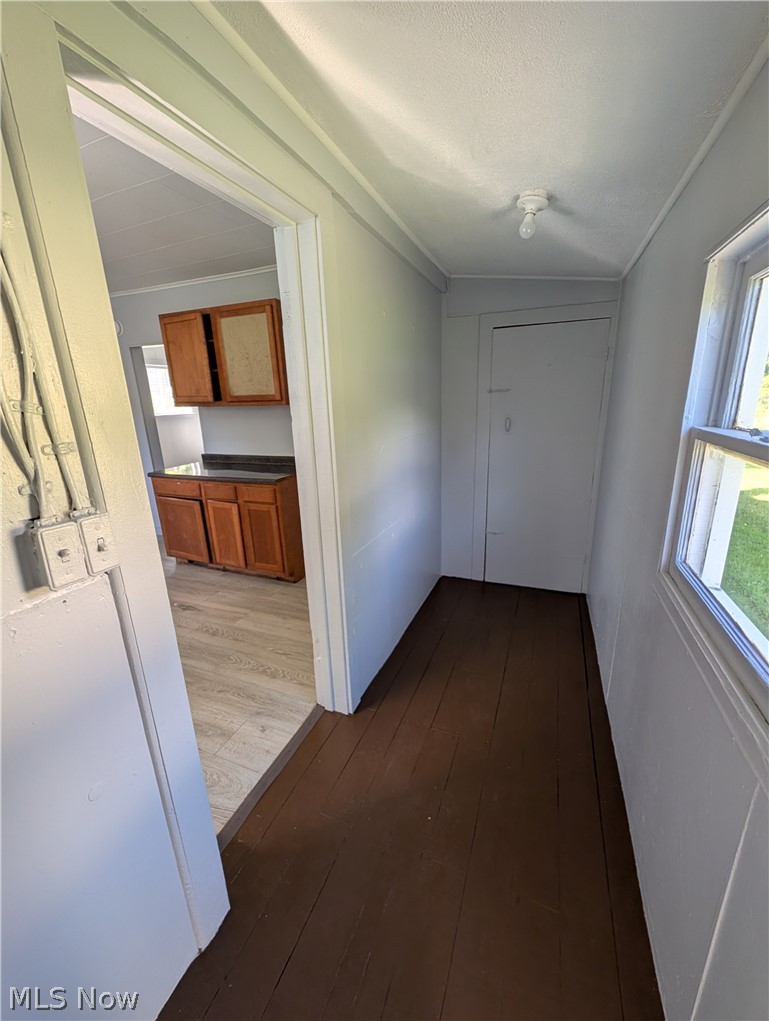 522 Shackson Street Conneaut OH 44030