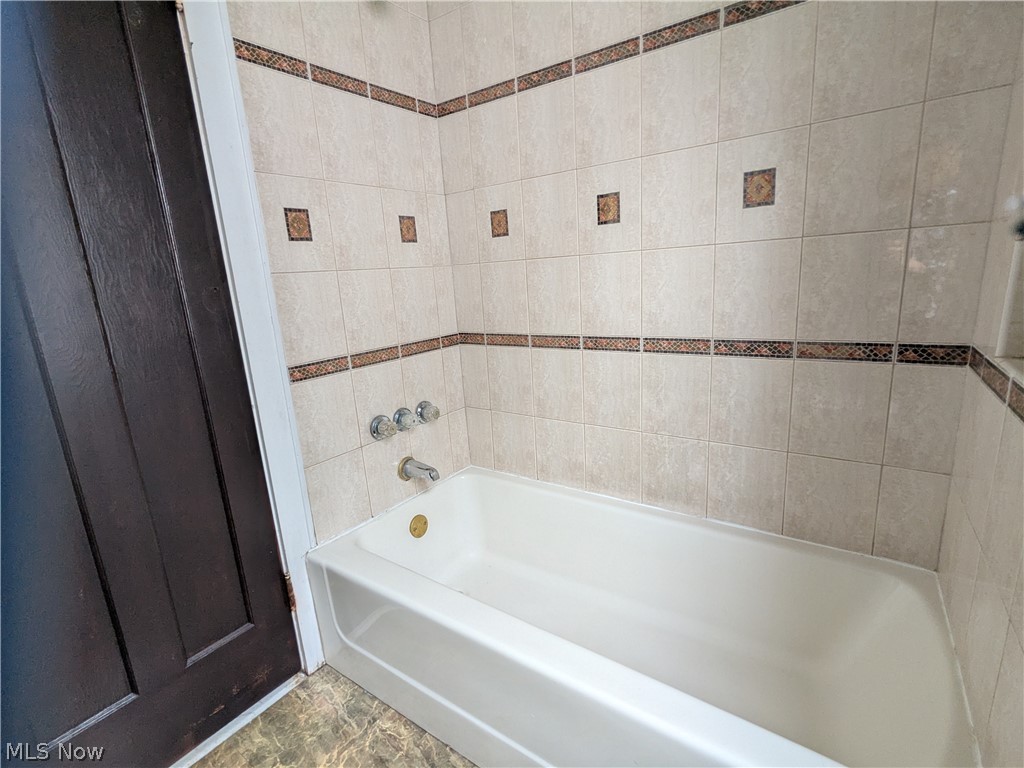 1151 Quilliams Road Cleveland Heights OH 44121