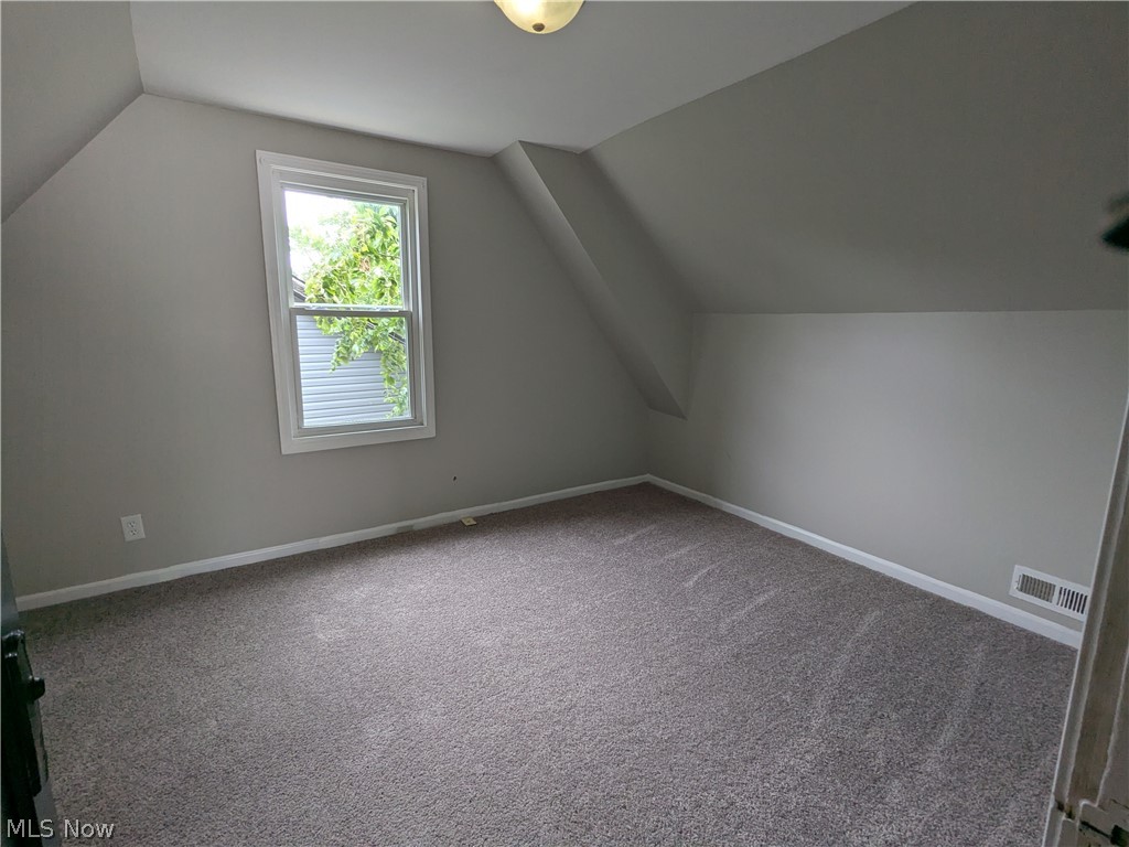 1151 Quilliams Road Cleveland Heights OH 44121