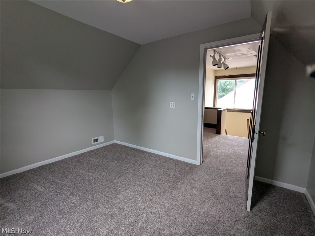 1151 Quilliams Road Cleveland Heights OH 44121