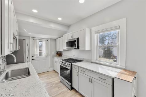 3451 W 137th Street Cleveland OH 44111