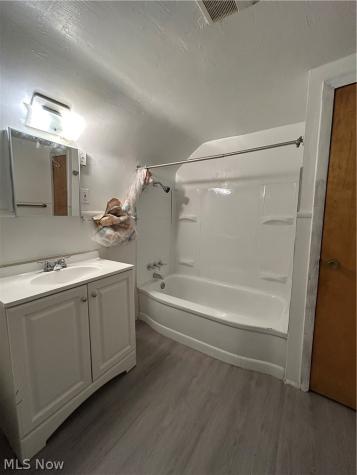 3448 E 69th Street Cleveland OH 44127